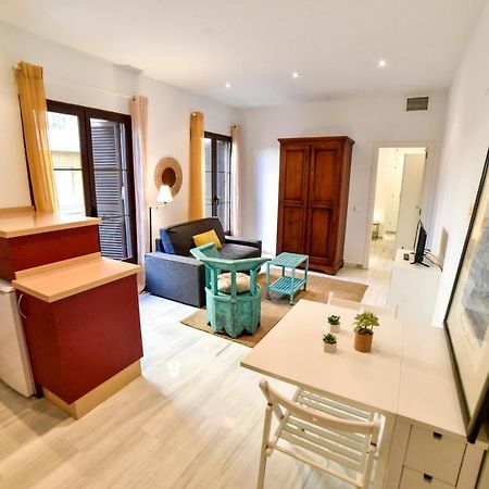 New! City Centre Apartment Σεβίλλη Εξωτερικό φωτογραφία