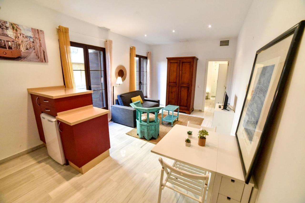 New! City Centre Apartment Σεβίλλη Εξωτερικό φωτογραφία